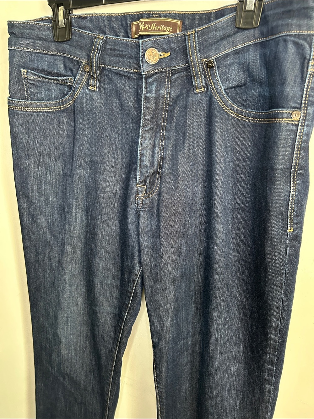 34 Heritage Men's Dark Wash Denim Cotton Blend Straight-Leg Jeans - Picture 3 of 9